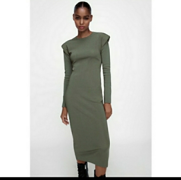 Knit dress with Shoulder-pads main image 1